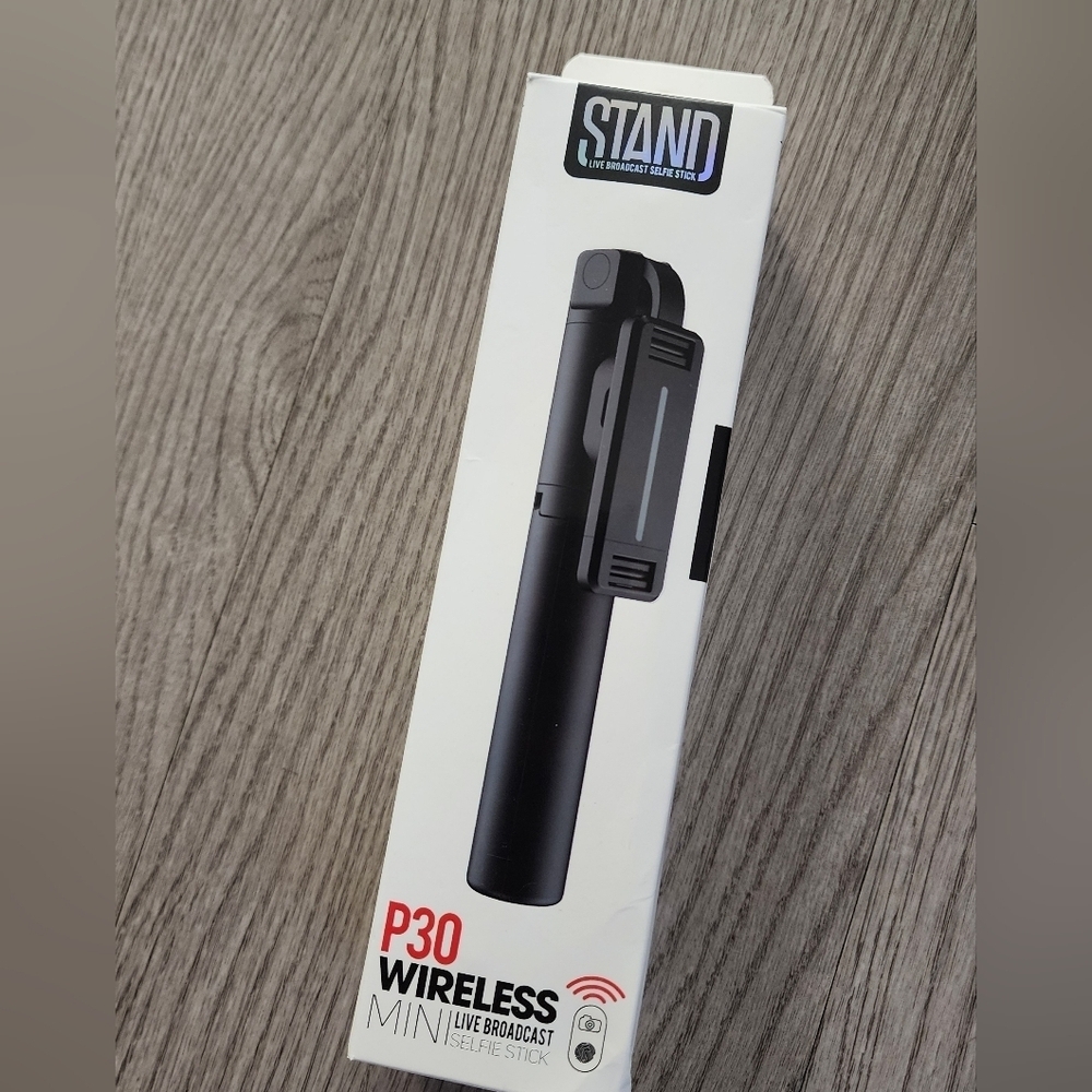 Black P30 Wireless Mini Live Broadcast Selfie Stick New